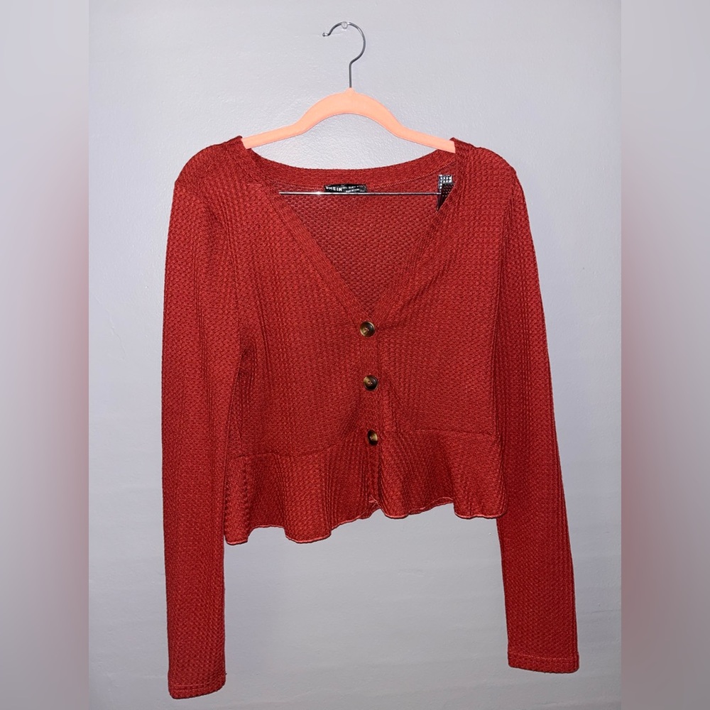 SHEIN Cropped Long Sleeve